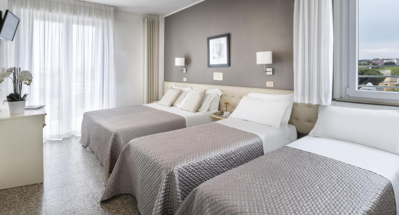 Hotel Carignano Riccione Ngoại thất bức ảnh