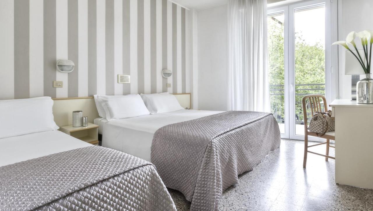 Hotel Carignano Riccione Ngoại thất bức ảnh